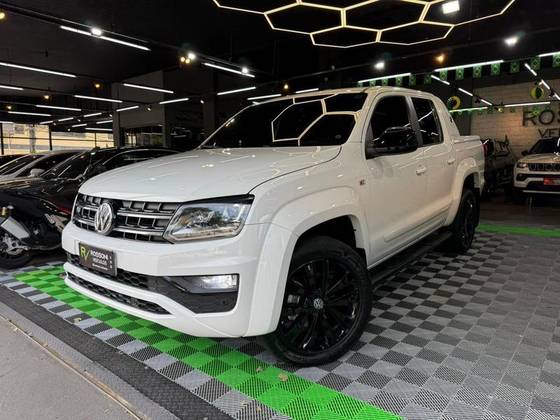 VOLKSWAGEN AMAROK 3.0 V6 TDI DIESEL COMFORTLINE CD 4MOTION AUTOMÁTICO VOLKSWAGEN AMAROK 3.0 V6 TDI DIESEL COMFORTLINE CD 4MOTION AUTOMÁTICO